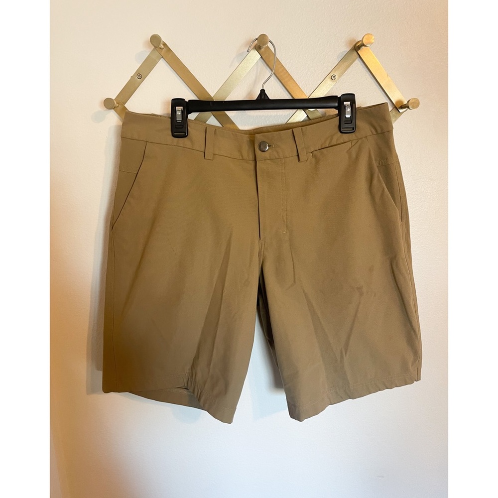 Lululemon Commission Short, Khaki, size 34
